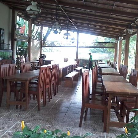 Villa Bukit Pinus Bogor Exteriör bild